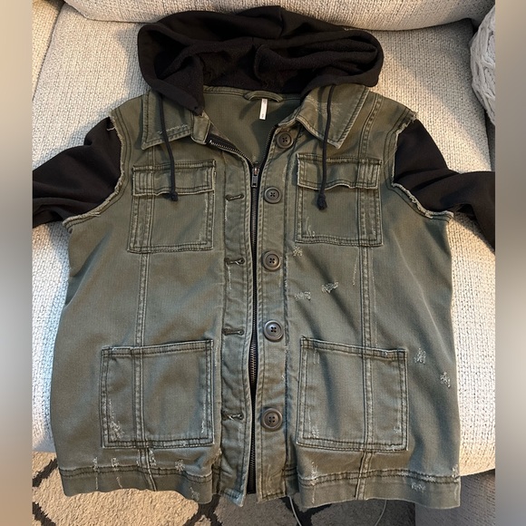 Jacket - Picture 7 of 8